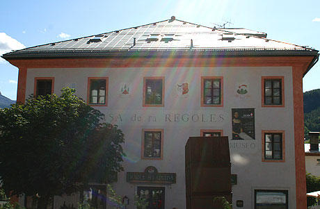 Cortina Síiskola foto