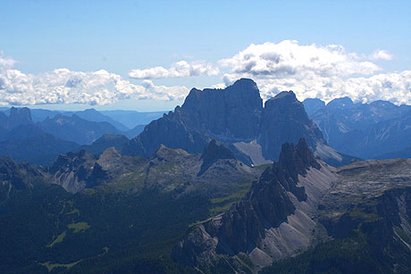 Urlaub in den Dolomiten foto