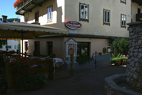 Pizzeria Porto Rotondo in the center of Cortina photo
