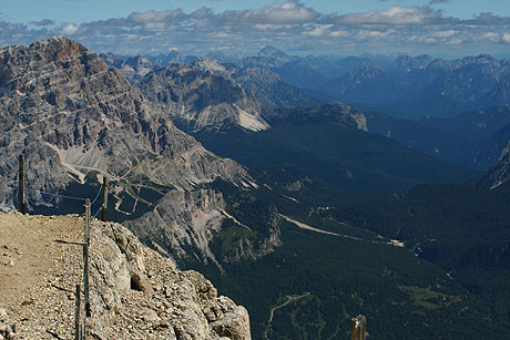 Восточные Альпы вид сверху вершыны Tофан фото